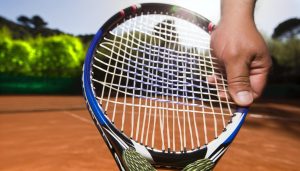 Read more about the article Why Tennis Players Should Consider Hybrid String Setups